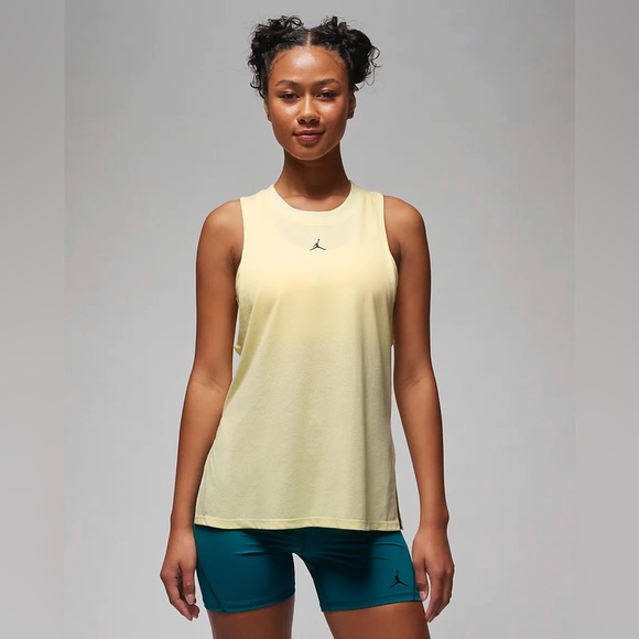 Nike Tops - Nike Jordan Diamond Tank Top Yellow Small